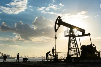 exxon mobil rises geopolitical tensions